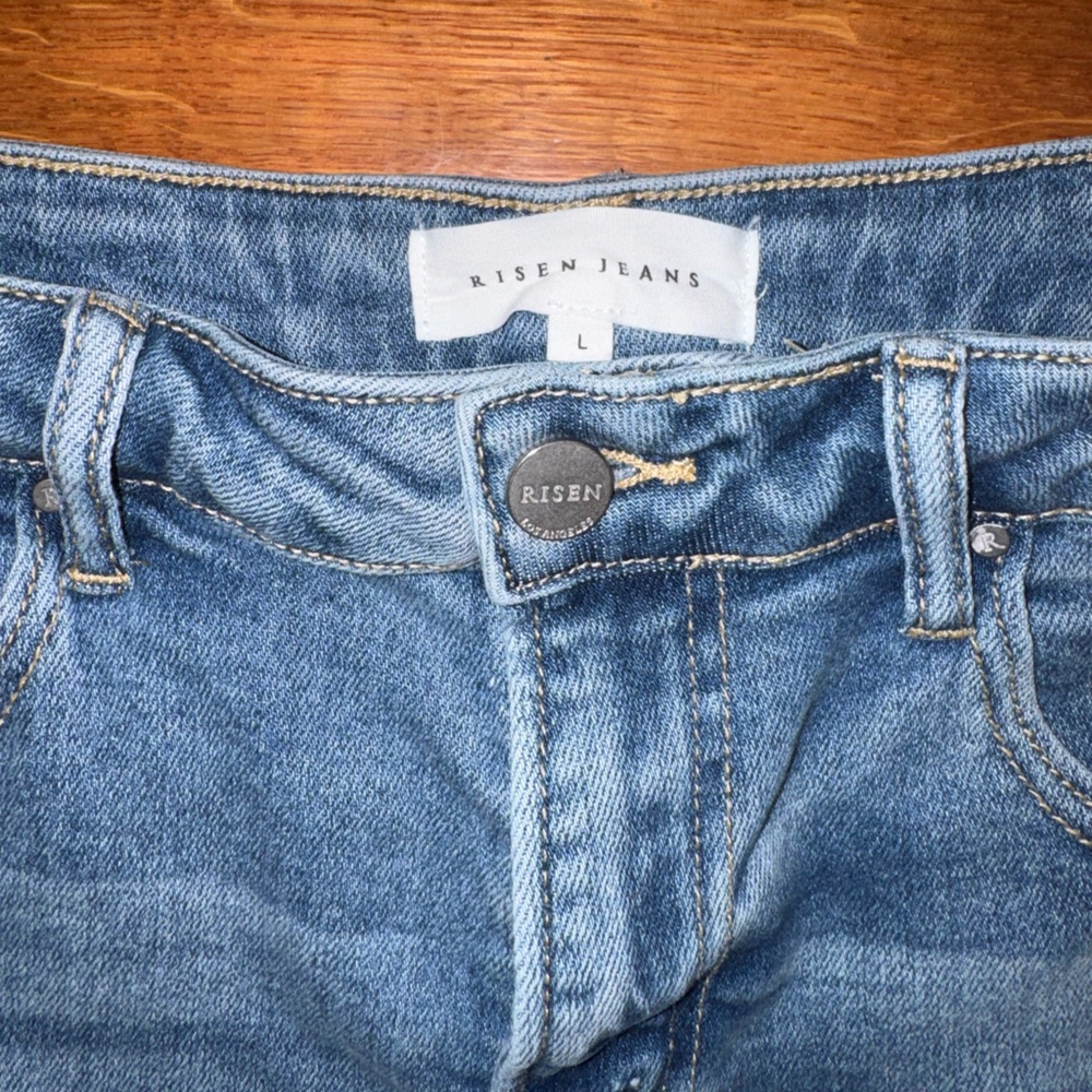 Risen Distressed Denim Shorts-Size Large - Picture 2 of 6